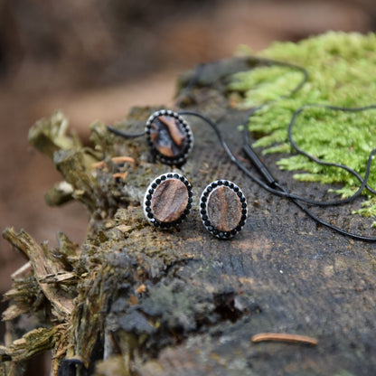 Earrings oval with black rhinestones